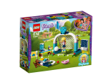 LEGO Friends Stephanie na fotbalovém tréninku 41330