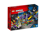 LEGO Juniors Joker™ útočí na Batcave 10753