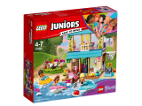 LEGO Juniors Stephanie a její dům u jezera 10763