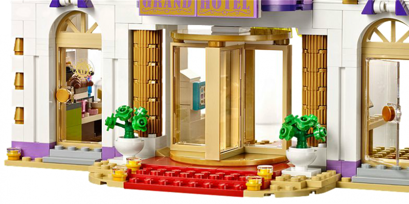 LEGO Friends Hotel Grand v městečku Heartlake 41101