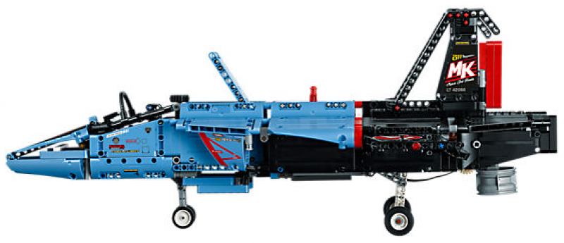 LEGO Technic Závodní stíhačka 42066