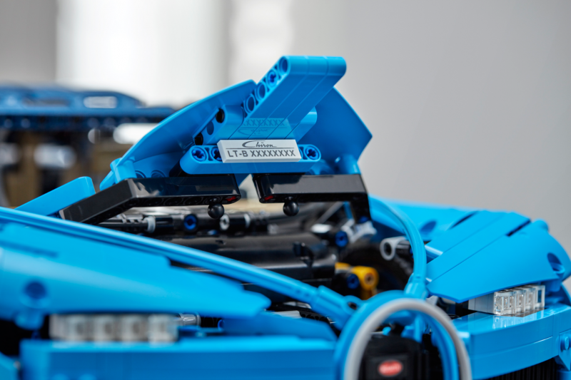 LEGO® Technic 42083 Bugatti Chiron