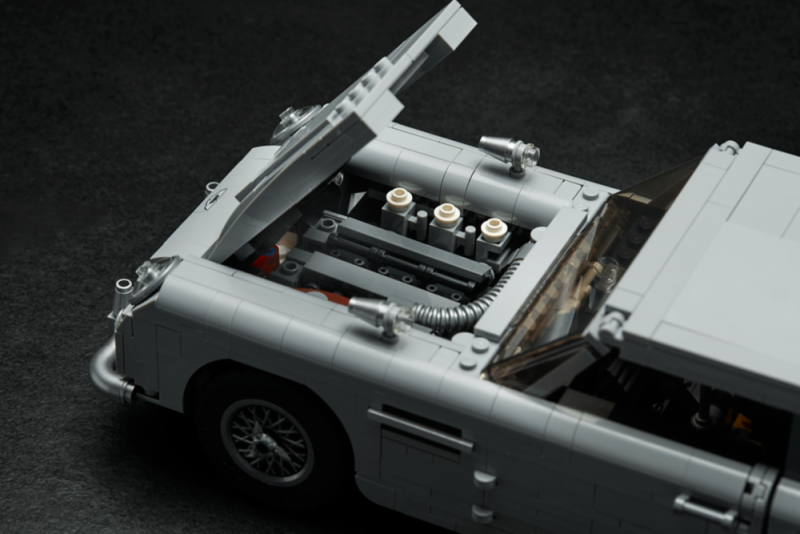 LEGO Creator Expert Bondův Aston Martin DB5 10262