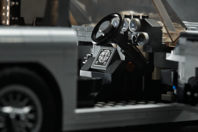 LEGO Creator Expert Bondův Aston Martin DB5 10262