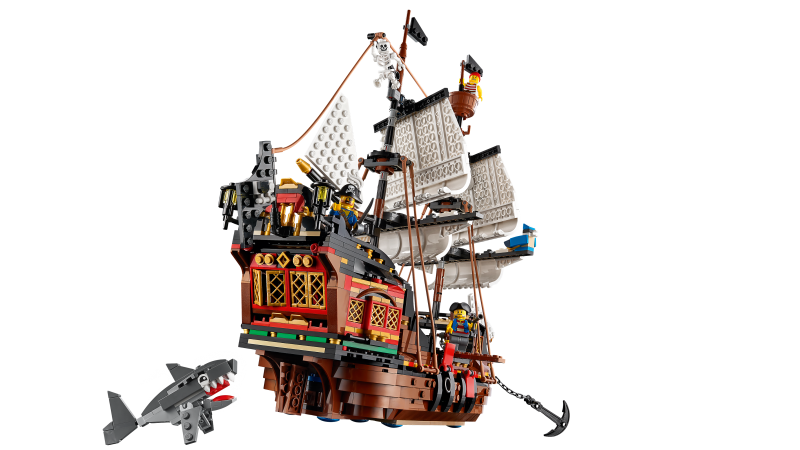 LEGO® Creator 31109 Pirátská loď