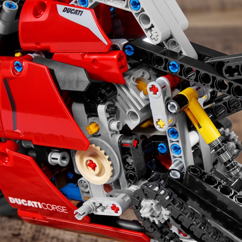 LEGO® Technic 42107 Ducati Panigale V4 R