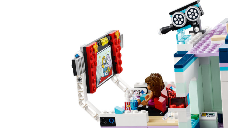 LEGO® Friends 41448 Kino v městečku Heartlake