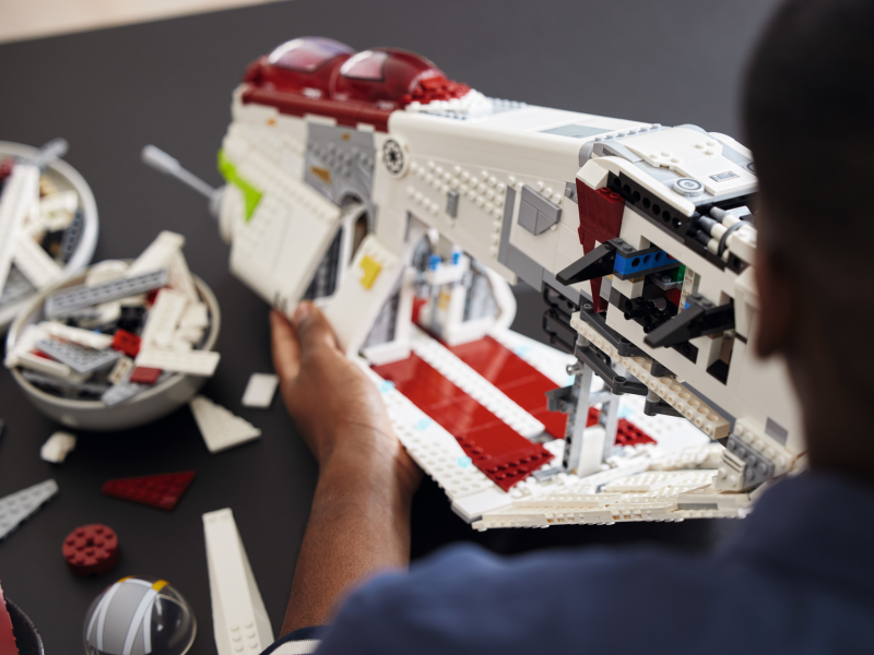 LEGO® Star Wars™ 75309 Válečná loď Republiky