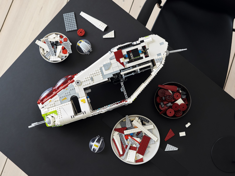 LEGO® Star Wars™ 75309 Válečná loď Republiky