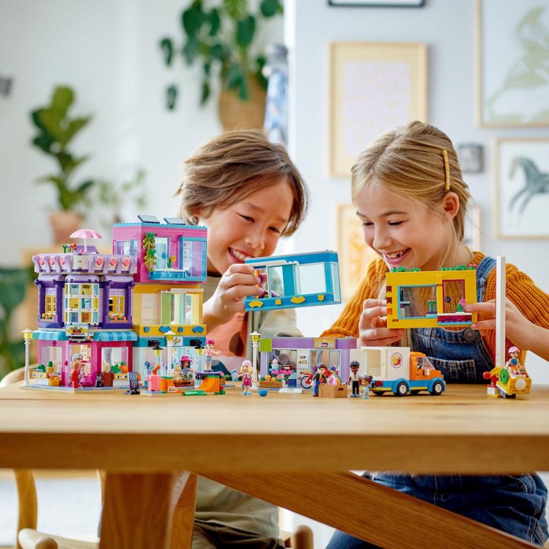 LEGO® Friends 41704 Budovy na hlavní ulici