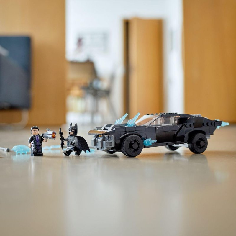 LEGO® DC 76181 Batmobil: Honička s Tučňákem