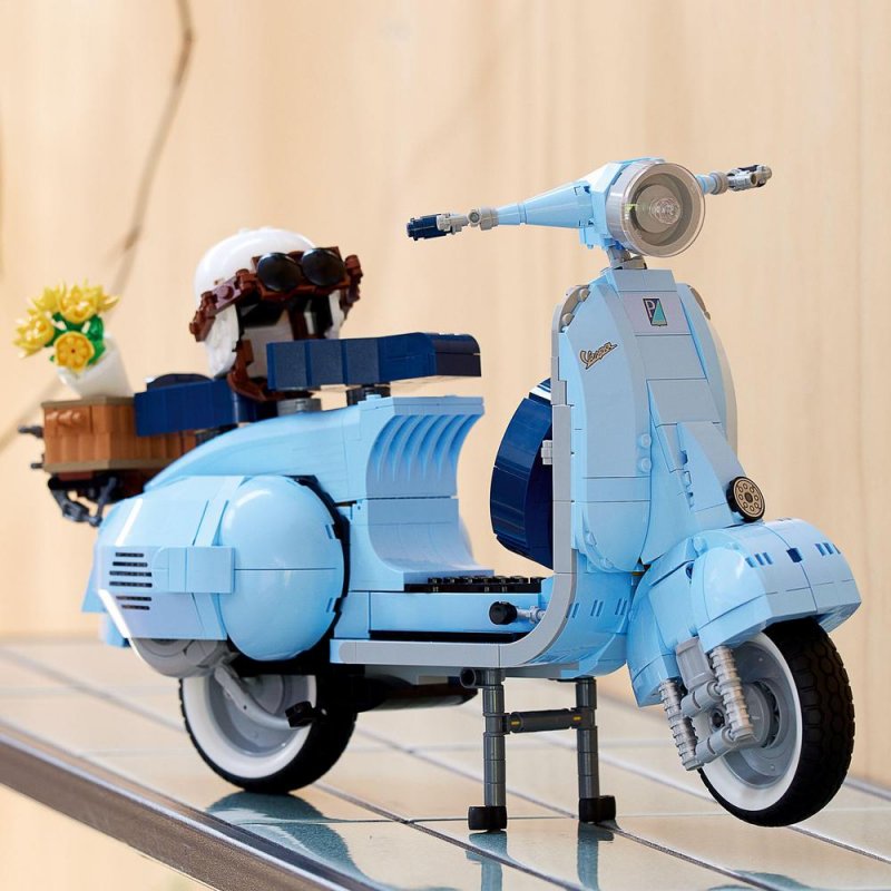 LEGO® Icons 10298 Vespa 125