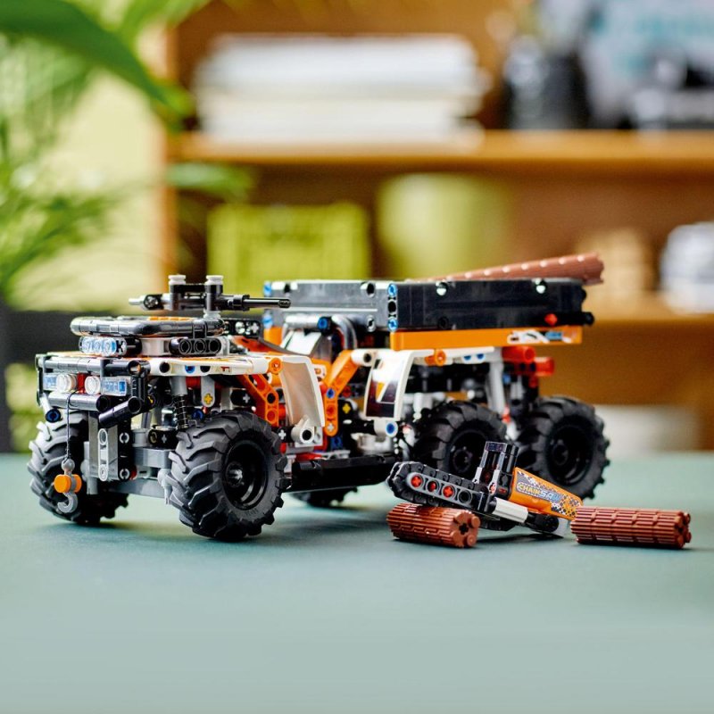 LEGO® Technic 42139 Terénní vozidlo