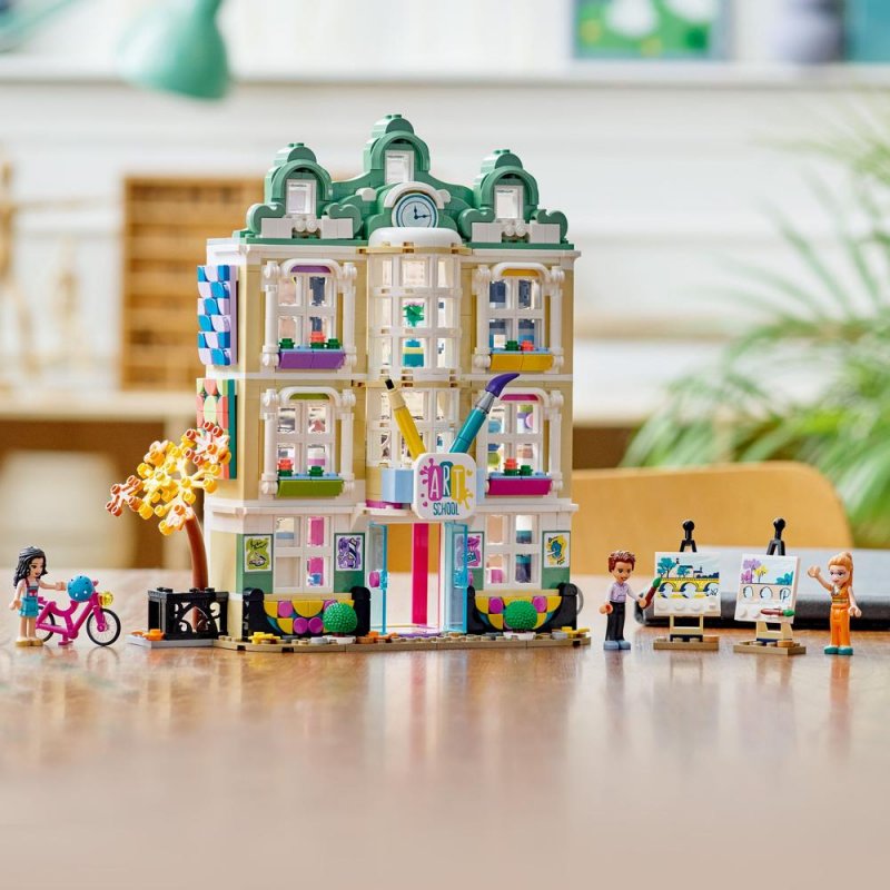 LEGO® Friends 41711 Ema a umělecká škola