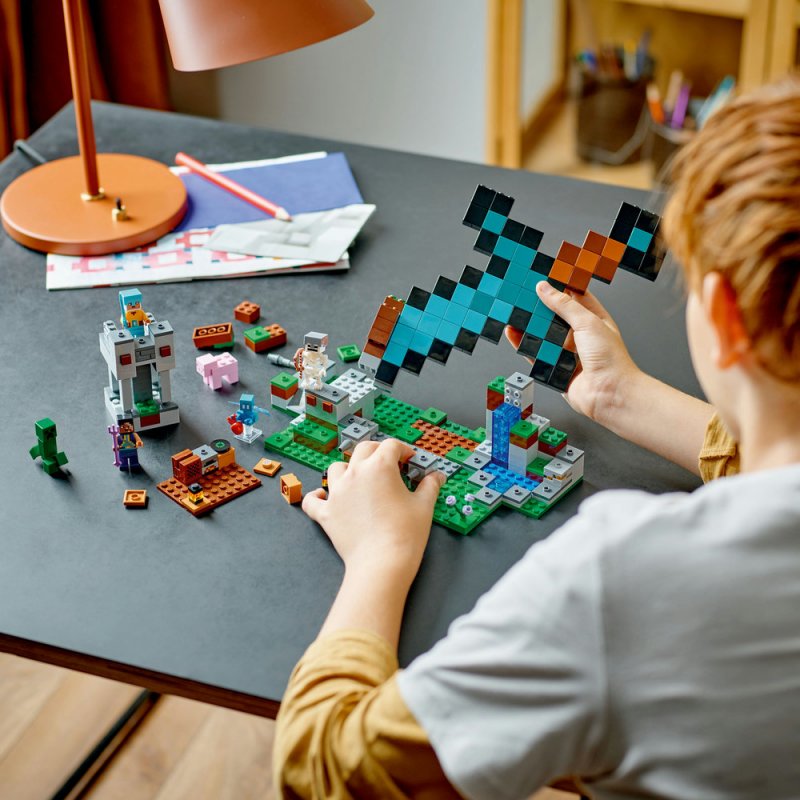 LEGO® Minecraft® 21244 Rytířská základna