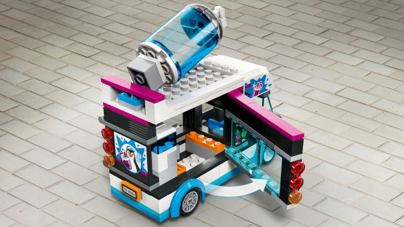 LEGO® City 60384 Tučňáčí dodávka s ledovou tříští