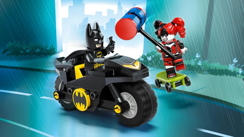 LEGO® DC Batman™ 76220 Batman™ proti Harley Quinn™