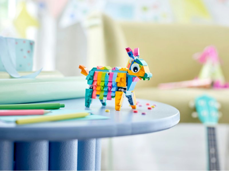 LEGO® Iconic 40644 Piñata