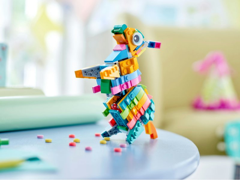 LEGO® Iconic 40644 Piñata