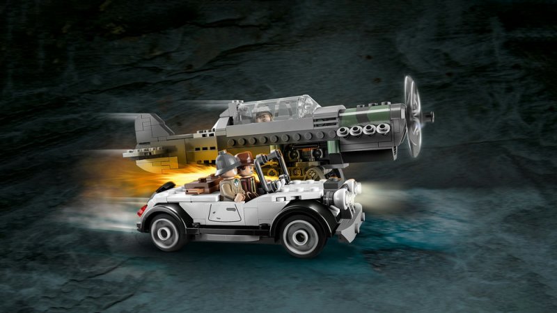 LEGO® Indiana Jones™ 77012 Honička s letounem