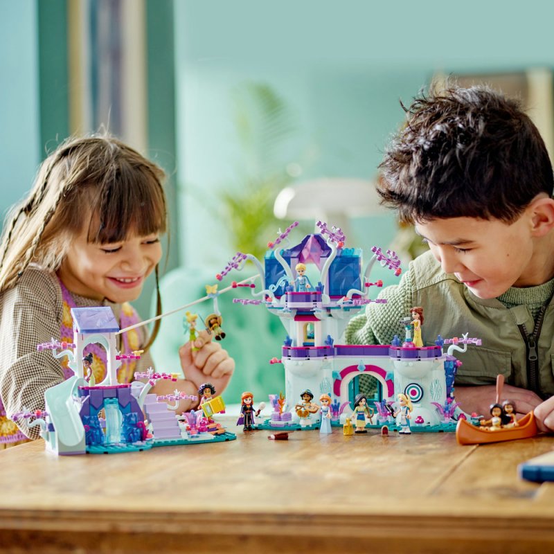 LEGO® │ Disney 43215 Kouzelný domek na stromě
