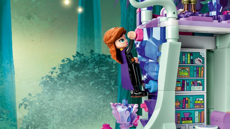 LEGO® │ Disney 43215 Kouzelný domek na stromě