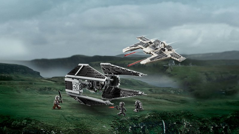 LEGO® Star Wars™ 75348 Mandalorianská stíhačka třídy Fang proti TIE Interceptoru