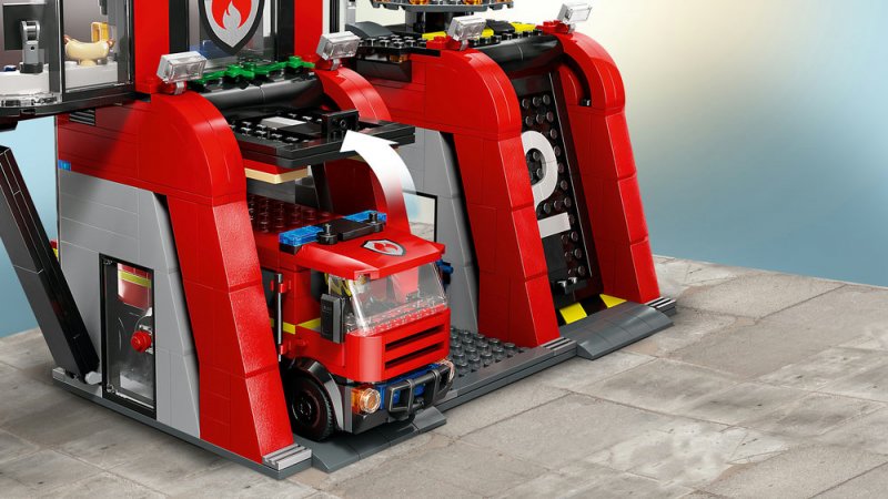 LEGO® City 60414 Hasičská stanice s hasičským vozem