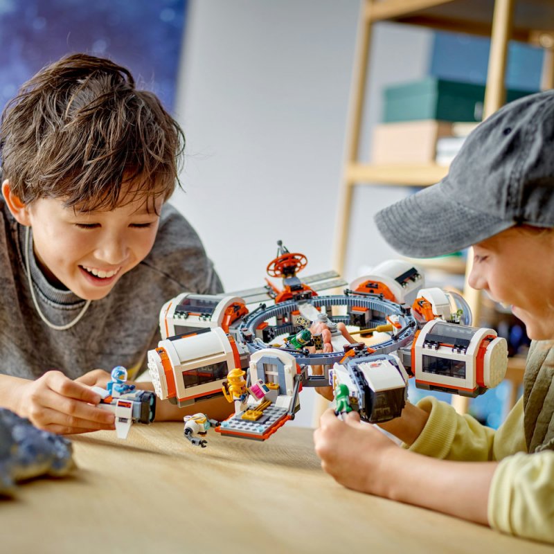 LEGO® City 60433 Modulární vesmírná stanice