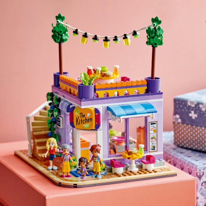 LEGO® Friends 41747 Komunitní kuchyně v městečku Heartlake