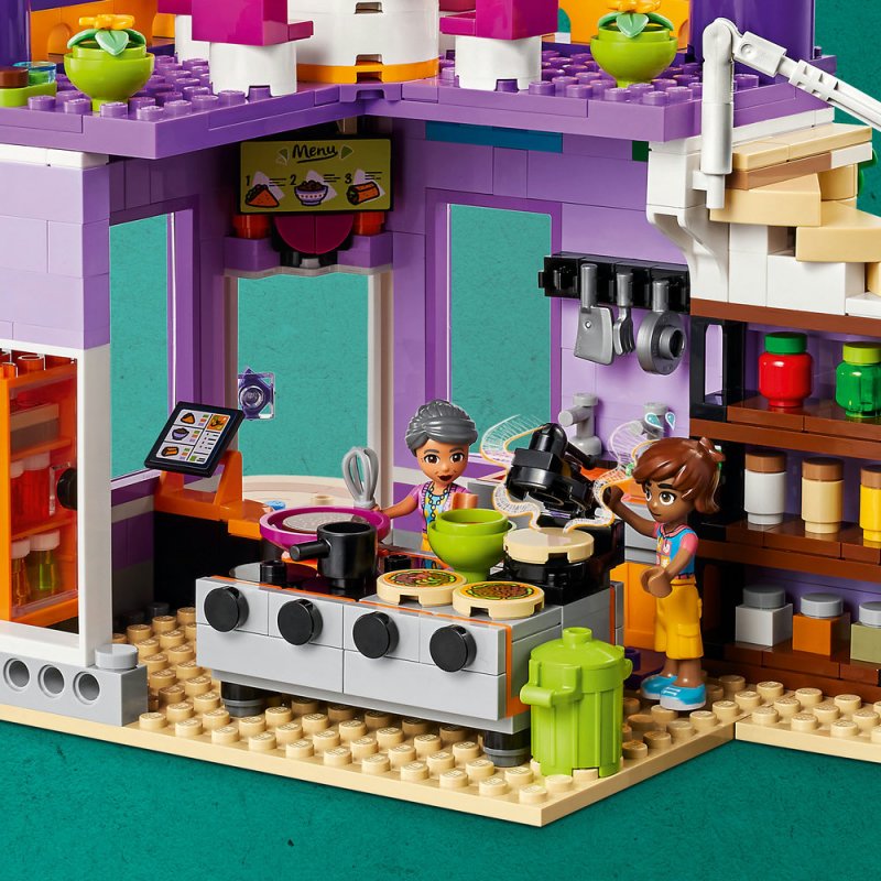 LEGO® Friends 41747 Komunitní kuchyně v městečku Heartlake