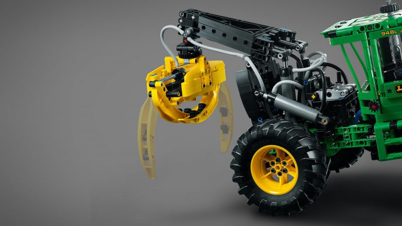 LEGO® Technic 42157 Lesní traktor John Deere 948L-II