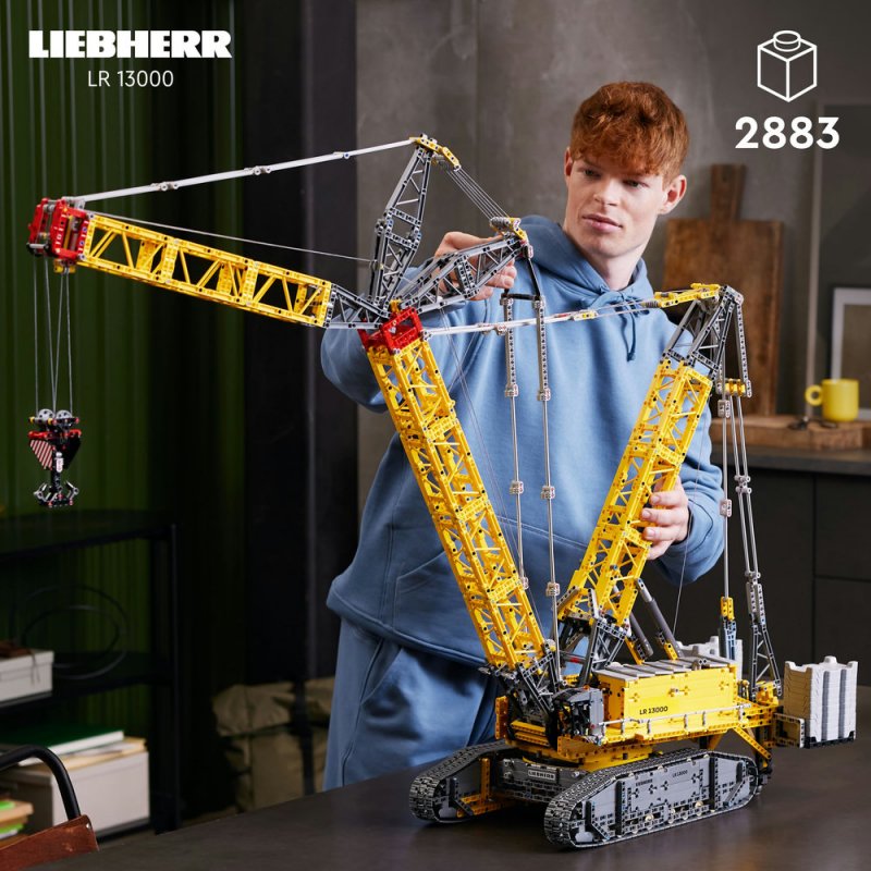 LEGO® Technic 42146 Pásový jeřáb Liebherr LR 13000