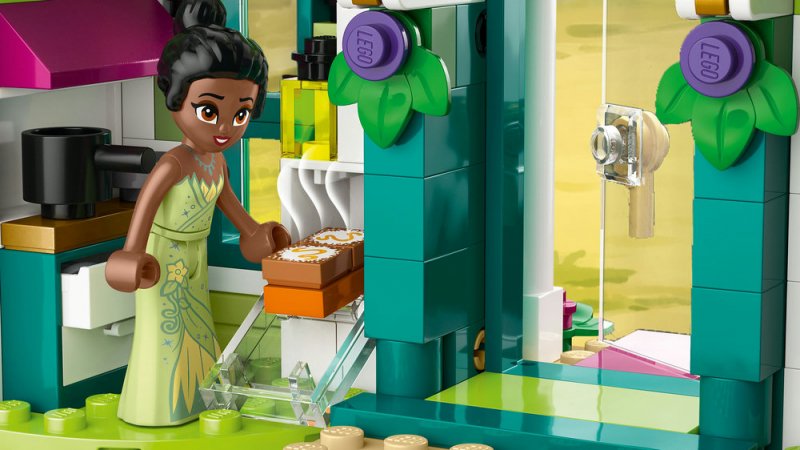 LEGO® I Disney Princess™ 43246 Disney princezna a její dobrodružství na trhu