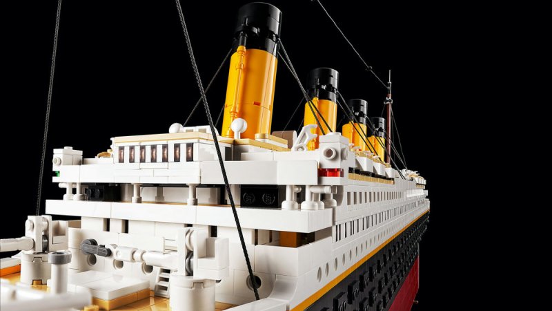 LEGO® Icons 10294 Titanic