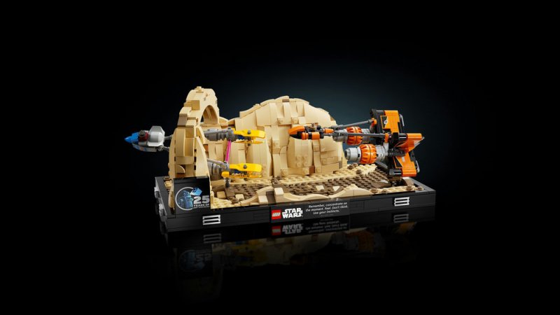 LEGO® Star Wars™ 75380 Závody kluzáků v Mos Espa – diorama