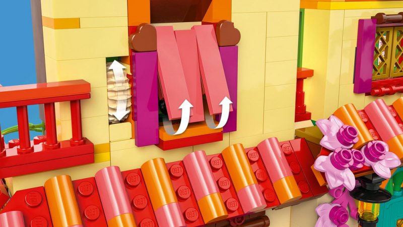LEGO® Disney™ 43245 Kouzelný dům Madrigalových