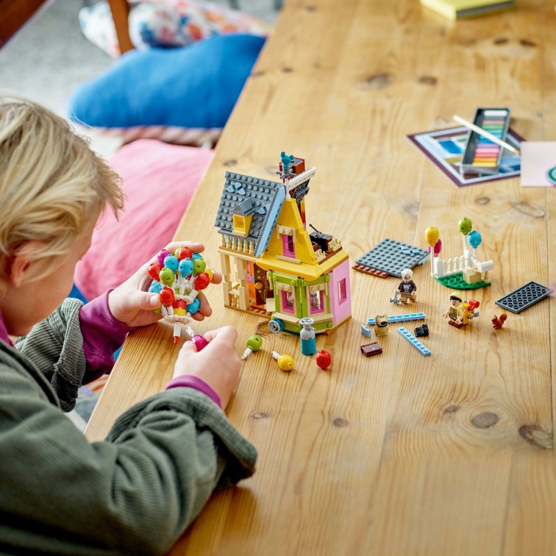 LEGO® │ Disney 43217 Dům z filmu Vzhůru do oblak