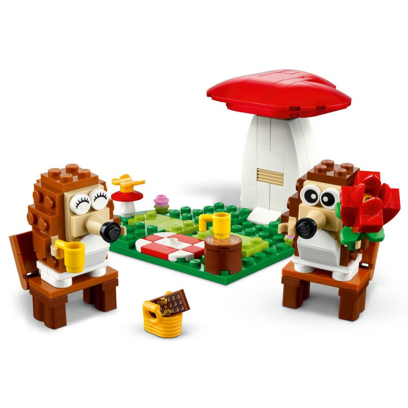 LEGO® Iconic 40711 Ježčí rande s piknikem