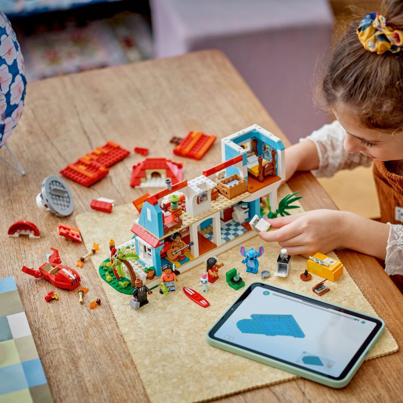 LEGO® │ Disney 43268 Lilo a Stitch a domek na pláži