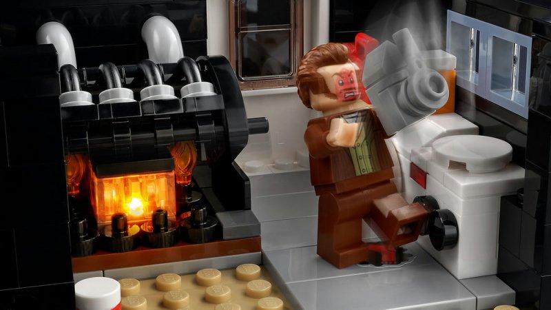 LEGO® Ideas 21330 Sám doma