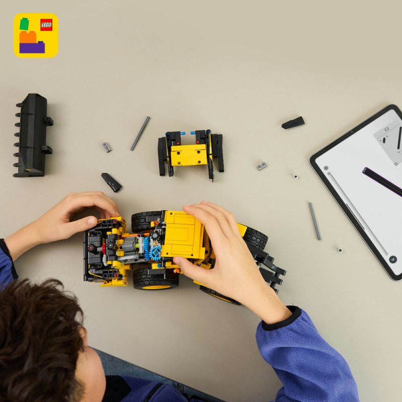 LEGO® Technic 42209 Kolový nakladač Volvo L120 Electric