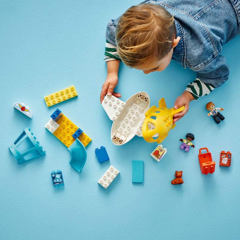 LEGO® DUPLO® 10443 Poprvé na letišti