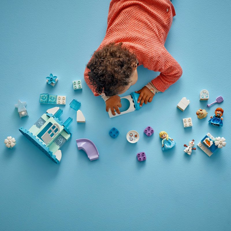 LEGO® DUPLO® 10455 Ledové království: Anna a Elsa a oslava na hradě