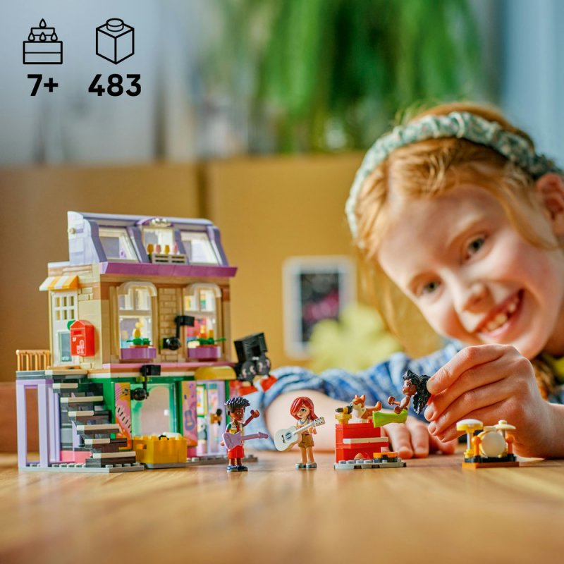 LEGO® Friends 42653 Obchod s hudebninami a byt