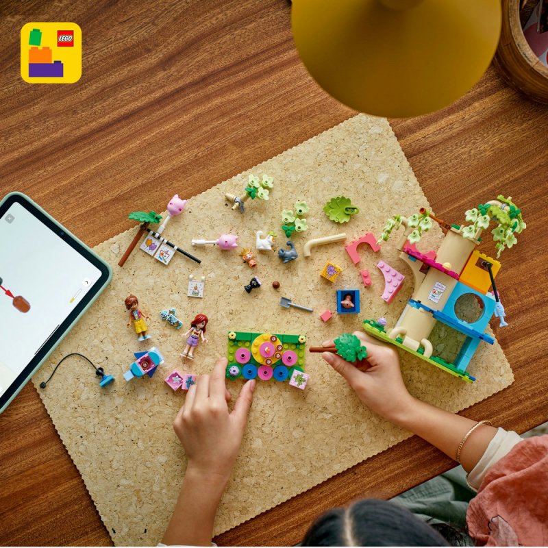 LEGO® Friends 42666 Kočičí narozeninová oslava a dům na stromě