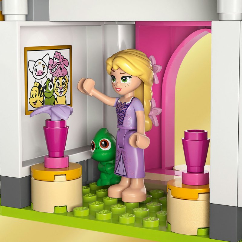 LEGO® │ Disney Princess 43267 Hrad princezen a královští domácí mazlíčci