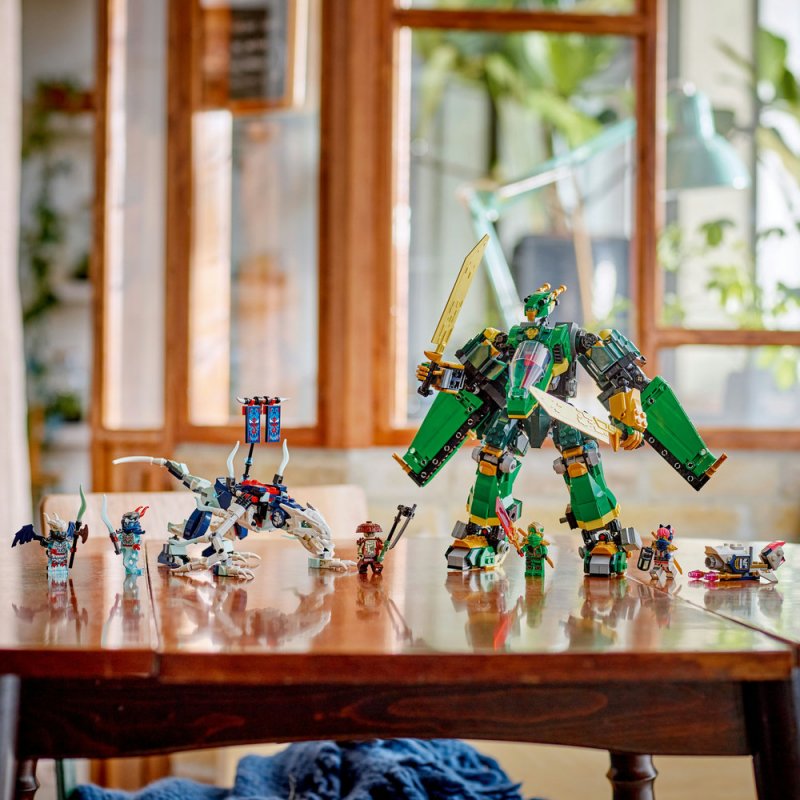 LEGO® NINJAGO® 71845 Lloydův tryskáčový robot