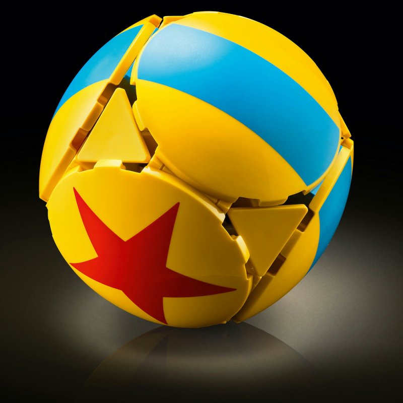 LEGO® Ideas 21357 Disney Pixar Luxo Jr.