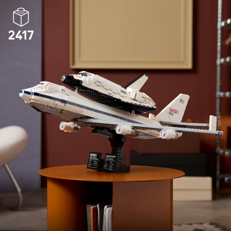 LEGO® Icons 10360 Letadlo pro přepravu raketoplánů